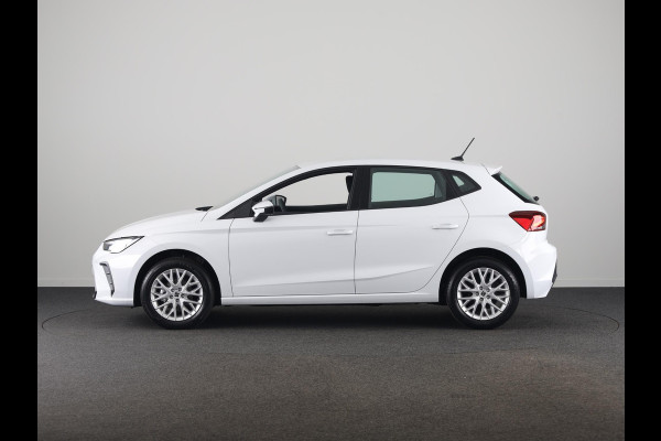Seat Ibiza 1.0 EcoTSI 95 pk Style | Glacial White Metallic | Apple Carplay | Park Assist | Cruise Control