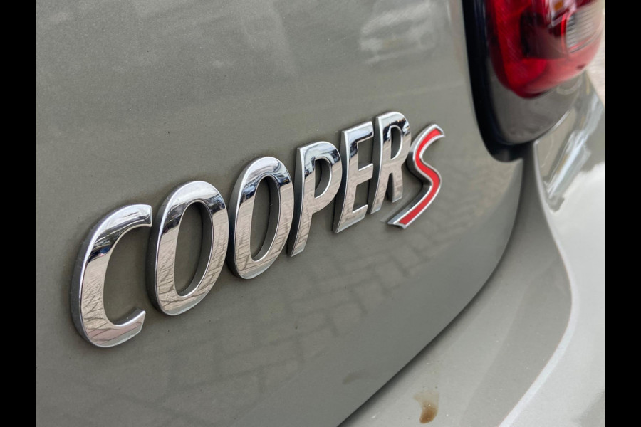 MINI Mini 2.0 COOPER S JOHN WORKS/HUD/PANO/ARMY-GREEN