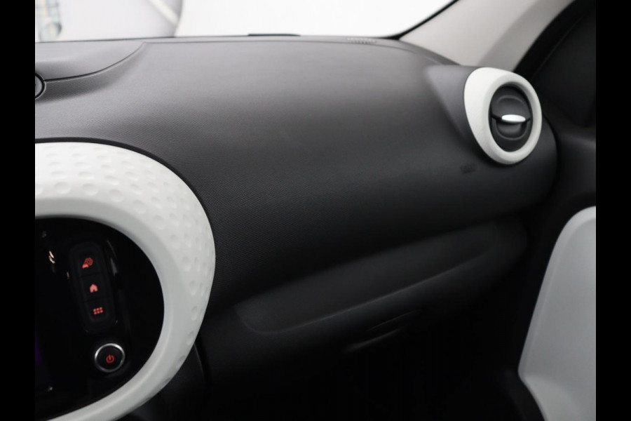 Renault Twingo Z.E. R80 E-Tech Equilibre 22 kWh | 3 Fase | Carplay | Climate control | DAB | Elektrische ramen | Speedlimiter | Bluetooth