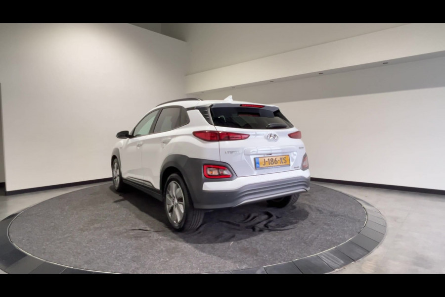 Hyundai Kona EV Fashion 64 kWh | Half leder | head ups display | achteruitrijcamera