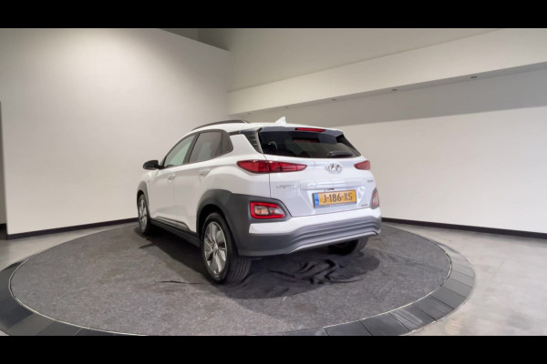 Hyundai Kona EV Fashion 64 kWh | Half leder | head ups display | achteruitrijcamera