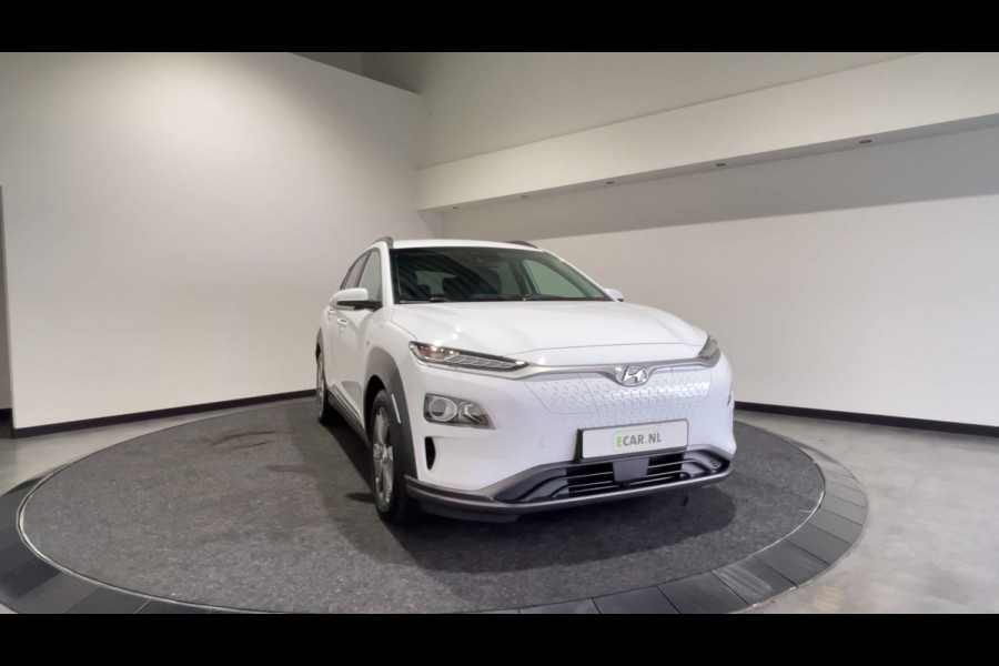 Hyundai Kona EV Fashion 64 kWh | Half leder | head ups display | achteruitrijcamera