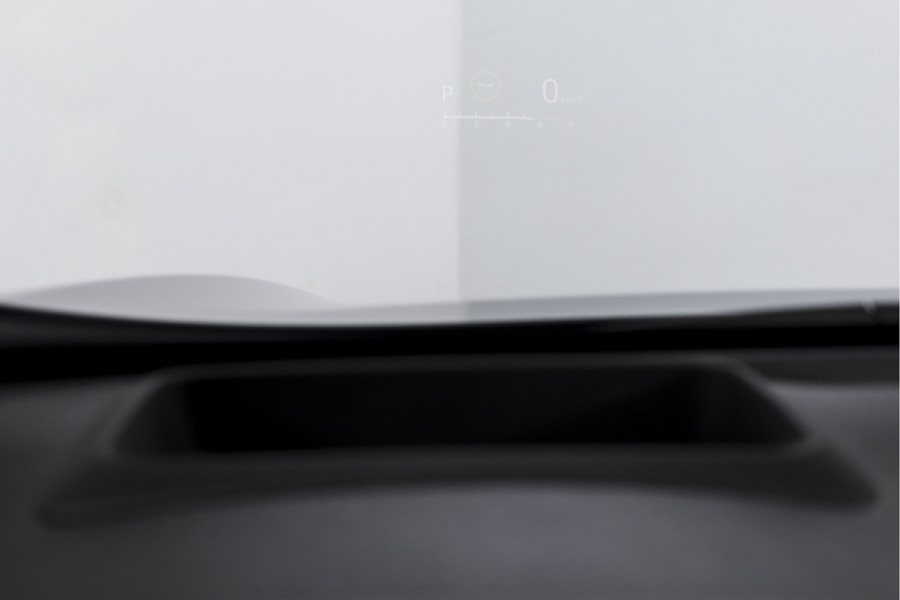 Toyota Yaris Cross 1.5 Hybrid 130 GR Sport | Adapt.Cruise | Head-up | 360 Camera | Stoel+Stuurverw. | Dig.Cockpit | NAV + App.Connect (Draadloos) | ECC | LM 18" | 6116