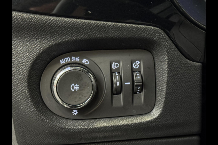 Opel Corsa 1.2 Turbo 110pk Hybrid Automaat GS Navigatie Airco Cruise control Parkeersensoren Apple Carplay/ Android Auto Camera Lichtmetalen velgen LED