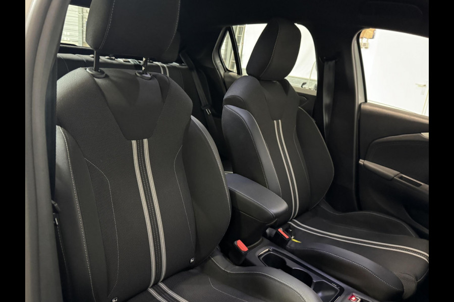 Opel Corsa 1.2 Turbo 110pk Hybrid Automaat GS Navigatie Airco Cruise control Parkeersensoren Apple Carplay/ Android Auto Camera Lichtmetalen velgen LED