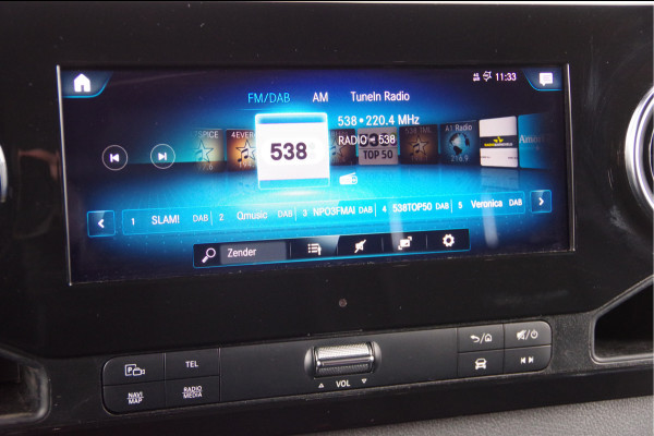 Mercedes-Benz Sprinter 319 3.0 CDI V6 L2H1 AUT. LED, MBUX 10'', 3.5T TREKHAAK, LEDER, 360 CAMERA, ADAPT. CRUISE, CLIMA, NAVI, PARKEERSENSOREN, NL AUTO,