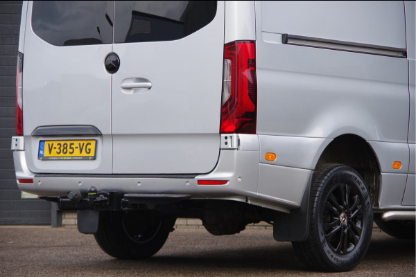 Mercedes-Benz Sprinter 319 3.0 CDI V6 L2H1 AUT. LED, MBUX 10'', 3.5T TREKHAAK, LEDER, 360 CAMERA, ADAPT. CRUISE, CLIMA, NAVI, PARKEERSENSOREN, NL AUTO,