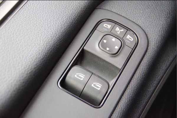 Mercedes-Benz Sprinter 319 3.0 CDI V6 L2H1 AUT. LED, MBUX 10'', 3.5T TREKHAAK, LEDER, 360 CAMERA, ADAPT. CRUISE, CLIMA, NAVI, PARKEERSENSOREN, NL AUTO,