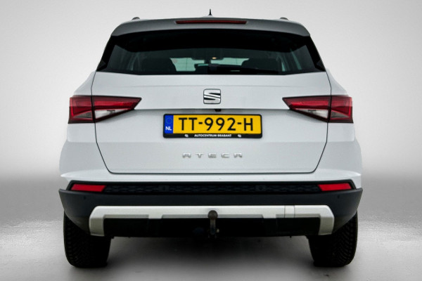 Seat Ateca 1.0 EcoTSI Style Business Intense Sport (NL-auto, Carplay, Camera, Trekhaak, Parkeersen V+A, Navi, Climate Con, Etc))
