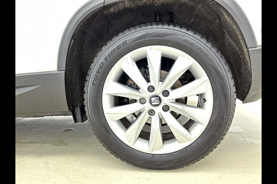 Seat Ateca 1.0 EcoTSI Style Business Intense Sport (NL-auto, Carplay, Camera, Trekhaak, Parkeersen V+A, Navi, Climate Con, Etc))