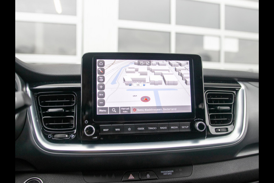 Kia Stonic 1.0 T-GDi MHEV DynamicPlusLine l Navigatie l Achteruitrij camera l Digitale dashboard