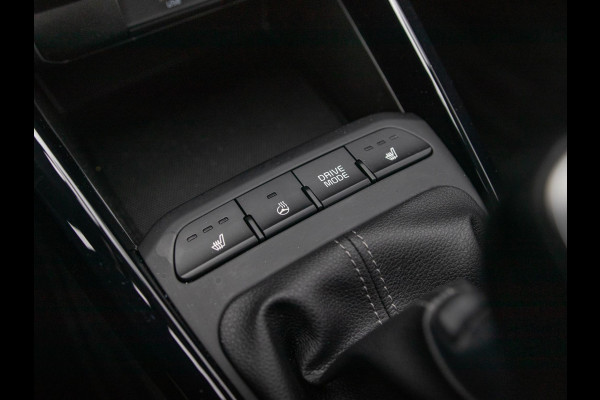 Kia Stonic 1.0 T-GDi MHEV DynamicPlusLine l Navigatie l Achteruitrij camera l Digitale dashboard