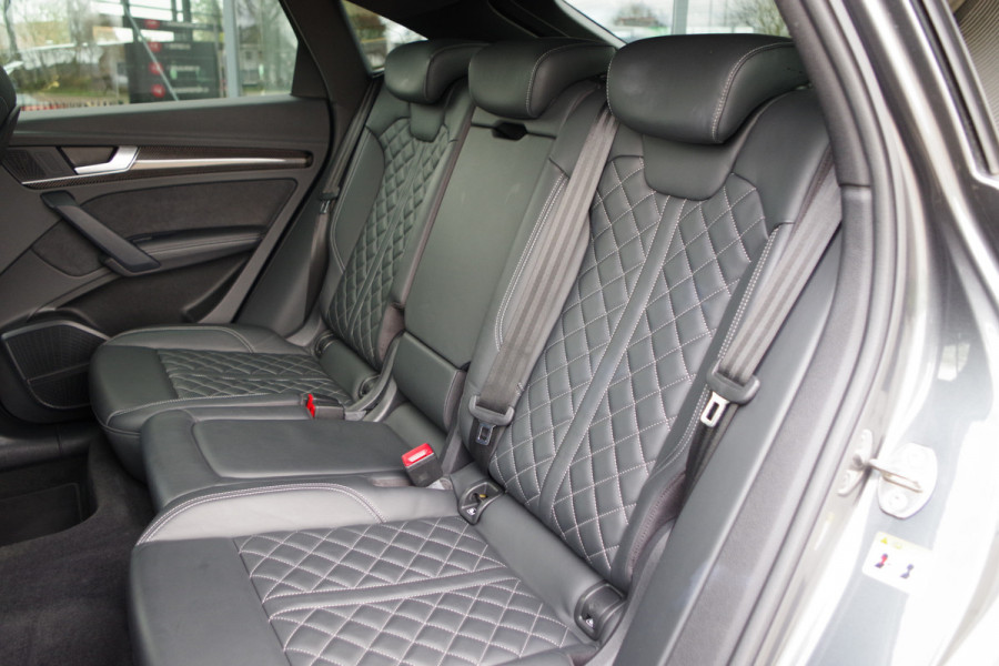 Audi Q5 Sportback 55 TFSI e 367 PK S-Line edition Competition PHEV, Luchtvering, Panoramadak, RS-Leder, Massage