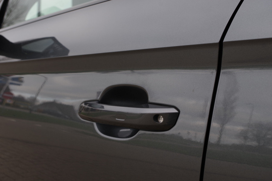 Audi Q5 Sportback 55 TFSI e 367 PK S-Line edition Competition PHEV, Luchtvering, Panoramadak, RS-Leder, Massage