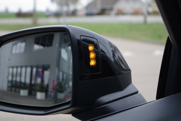 Audi Q5 Sportback 55 TFSI e 367 PK S-Line edition Competition PHEV, Luchtvering, Panoramadak, RS-Leder, Massage