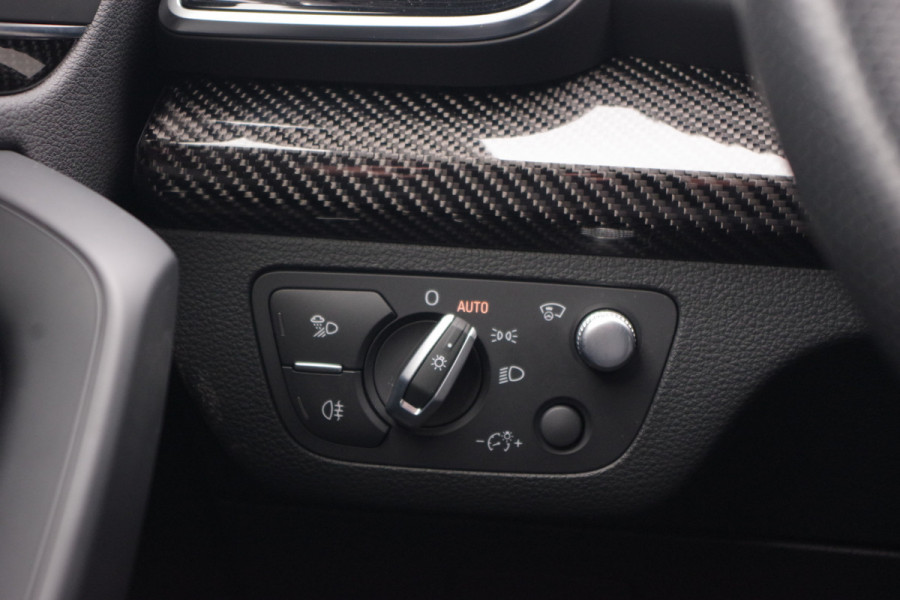 Audi Q5 Sportback 55 TFSI e 367 PK S-Line edition Competition PHEV, Luchtvering, Panoramadak, RS-Leder, Massage