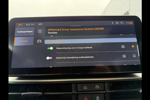 Jeep Avenger 100pk Summit (Elektrisch Schuifdak - JBL - Keyless Entry - Elektrische klep - Leder incl stoelverwarming - LED - Camera - Adapti