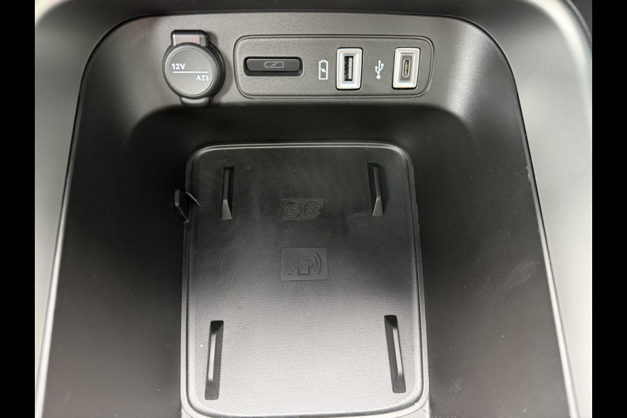 Jeep Avenger 100pk Summit (Elektrisch Schuifdak - JBL - Keyless Entry - Elektrische klep - Leder incl stoelverwarming - LED - Camera - Adapti