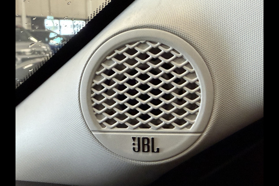 Jeep Avenger 100pk Summit (Elektrisch Schuifdak - JBL - Keyless Entry - Elektrische klep - Leder incl stoelverwarming - LED - Camera - Adapti