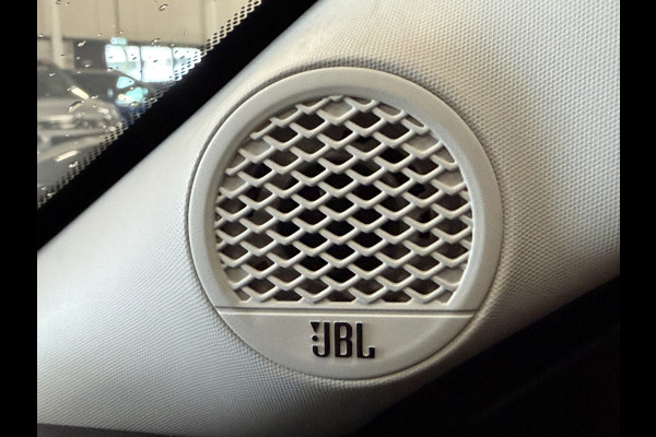 Jeep Avenger 100pk Summit (Elektrisch Schuifdak - JBL - Keyless Entry - Elektrische klep - Leder incl stoelverwarming - LED - Camera - Adapti