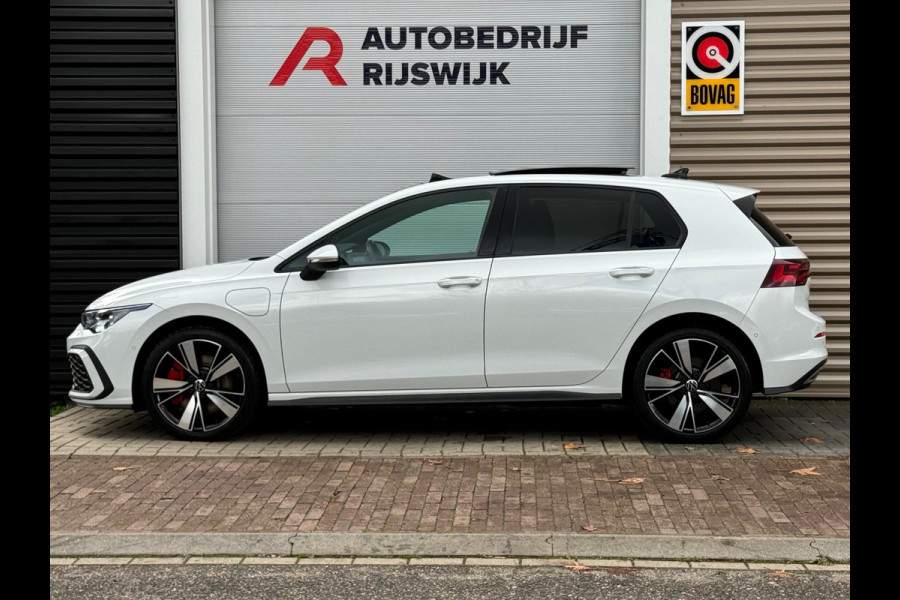 Volkswagen Golf 1.4 eHybrid GTE Pano/Blindspot/Matrix