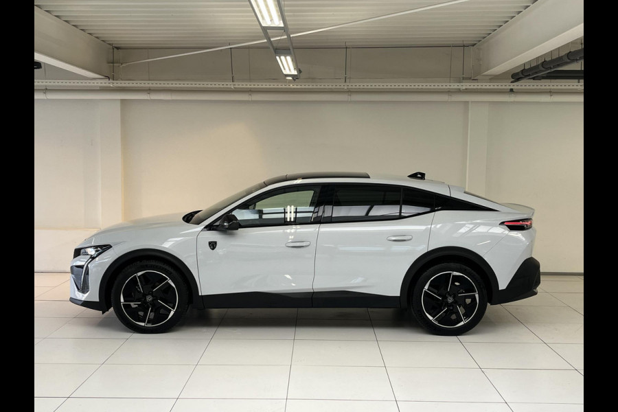 Peugeot 408 1.2 Hybrid 145 e-DCS6 GT Bekleding Alcantara/kunstleder, Panoramisch schuifdak, 360 Vision & Drive Assist Plus Pack, navigatie.