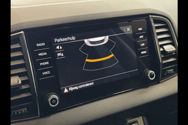 Škoda Karoq ✅3.719KM✅ 1.5 TSI 150 PK CARPLAY NAVI VIR.COCKPIT STOEL/STUUR VERW. ADAP.CRUISE ✅ Top Auto's 30 jaar VAG Specialist / Zowel PHEV / HEV / HYBRID als Type's Business / Edition / Sportline / Ultimate etc✅
