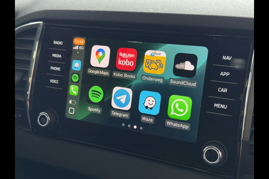 Škoda Karoq ✅3.719KM✅ 1.5 TSI 150 PK CARPLAY NAVI VIR.COCKPIT STOEL/STUUR VERW. ADAP.CRUISE ✅ Top Auto's 30 jaar VAG Specialist / Zowel PHEV / HEV / HYBRID als Type's Business / Edition / Sportline / Ultimate etc✅