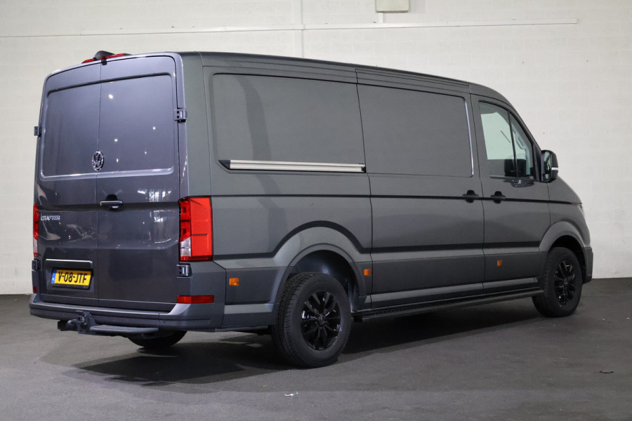 Volkswagen Crafter 2.0 TDI 177pk L3 H2 Automaat Airco Navigatie Camera Trekhaak