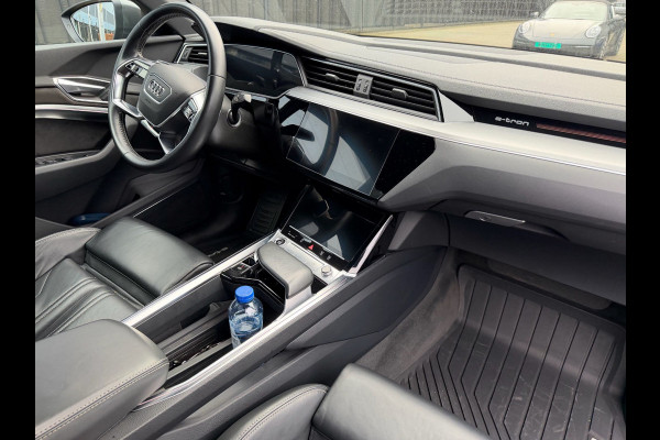Audi e-tron Sportback 55 quattro edition 95 kWh / 360Camera / Leder / Nachtzicht B&O / 22'' / Carplay / Navigatie / Stoelverwarming / DAB / ACC