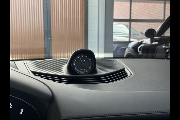 Porsche Taycan Cross Turismo Turbo S 93 kWh / Panoramadak / 360Camera / Head-up / Passenger Display / Luchtvering / 21'' / Bose / Keyless / Sportdesign+Chrono / Stoelventilatie+Verwarming / Stuurverwarming / Dodehoek / DAB / ACC