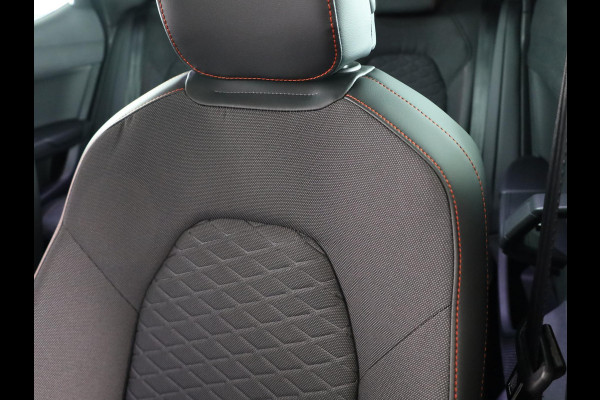 Seat Leon 1.5 TSI e-Hybrid FR Business | Black Pack | Glazen schuif-kanteldak | Safe & Driving Pack | Technology Pack | C2K - Velgen 'Black Pack', 18 inch