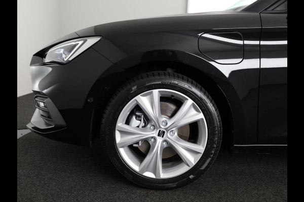 Seat Leon 1.5 TSI e-Hybrid FR Business | Black Pack | Glazen schuif-kanteldak | Safe & Driving Pack | Technology Pack | C2K - Velgen 'Black Pack', 18 inch