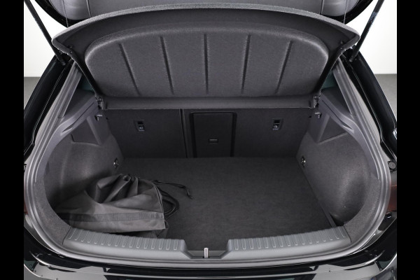 Seat Leon 1.5 TSI e-Hybrid FR Business | Black Pack | Glazen schuif-kanteldak | Safe & Driving Pack | Technology Pack | C2K - Velgen 'Black Pack', 18 inch