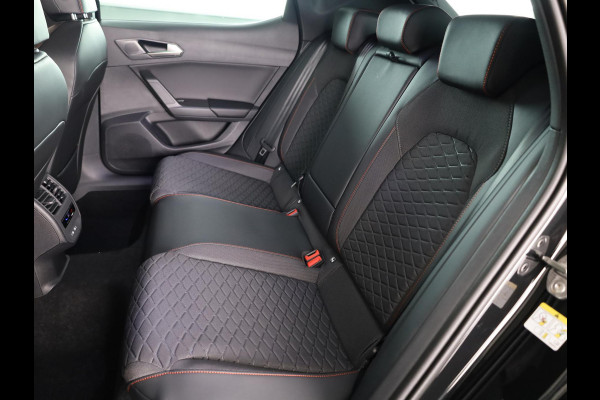 Seat Leon 1.5 TSI e-Hybrid FR Business | Black Pack | Glazen schuif-kanteldak | Safe & Driving Pack | Technology Pack | C2K - Velgen 'Black Pack', 18 inch