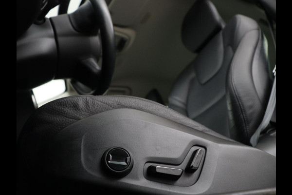 Volvo V60 2.0 T5 Inscription | Head-Up | 360 Camera | Leder | Stoelverwarming | Adaptive cruise | Carplay | Memory | Navigatie | Full LED | Achterbankverwarming
