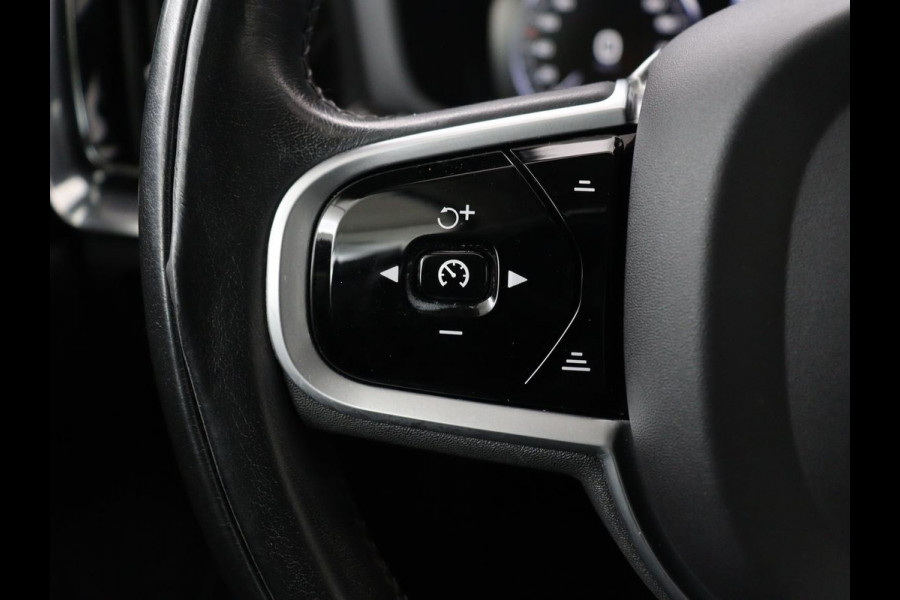 Volvo V60 2.0 T5 Inscription | Head-Up | 360 Camera | Leder | Stoelverwarming | Adaptive cruise | Carplay | Memory | Navigatie | Full LED | Achterbankverwarming