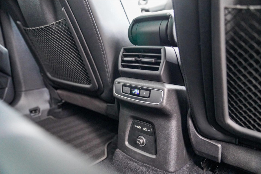 Audi Q4 e-tron 50 quattro Launch edition Advanced Plus 77 kWh | Panorama | BTW | Competition | RS zetels | Memory | HuD | 360 cam