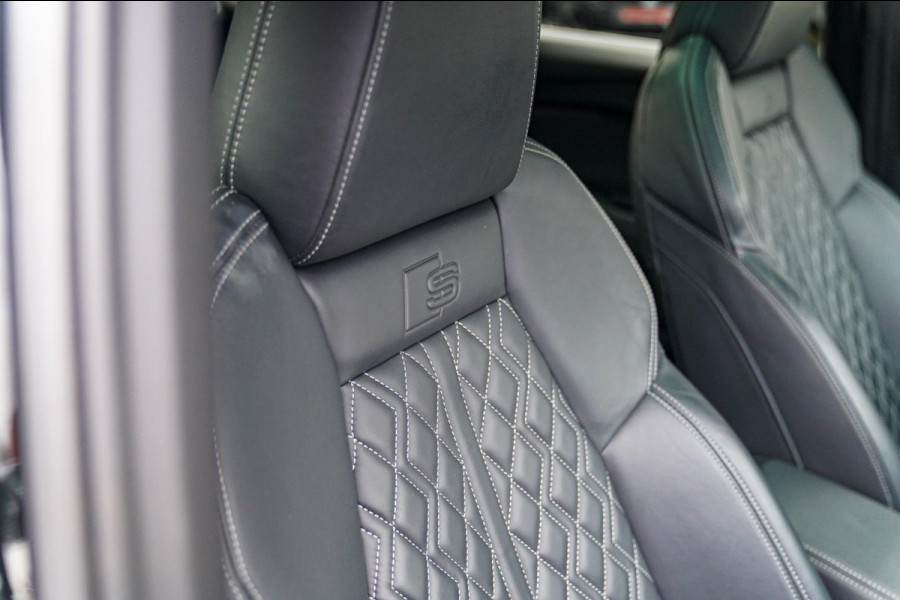 Audi Q4 e-tron 50 quattro Launch edition Advanced Plus 77 kWh | Panorama | BTW | Competition | RS zetels | Memory | HuD | 360 cam