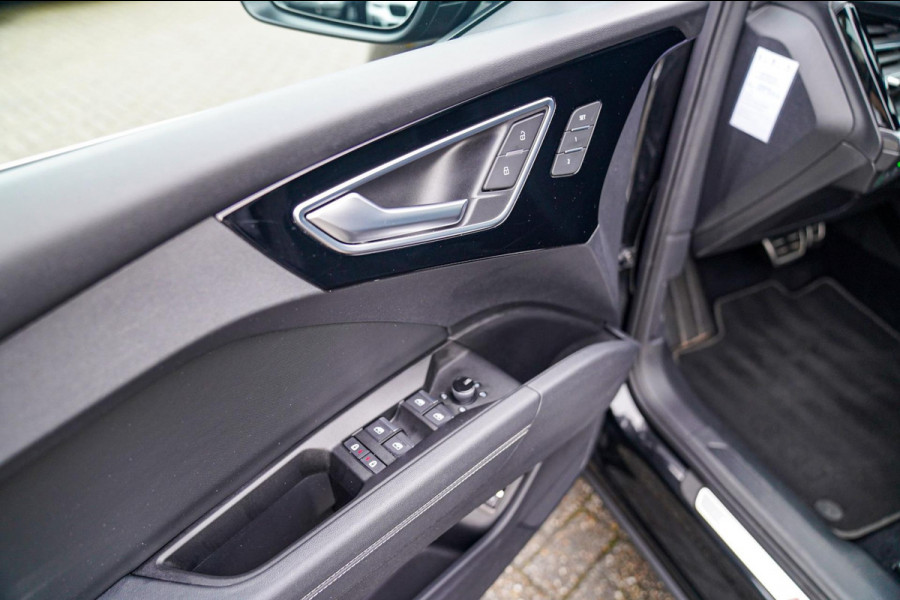 Audi Q4 e-tron 50 quattro Launch edition Advanced Plus 77 kWh | Panorama | BTW | Competition | RS zetels | Memory | HuD | 360 cam