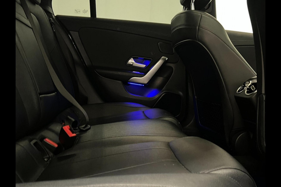 Mercedes-Benz CLA-Klasse Shooting Brake 180d Night Edition / Pano / Memory / NL-auto