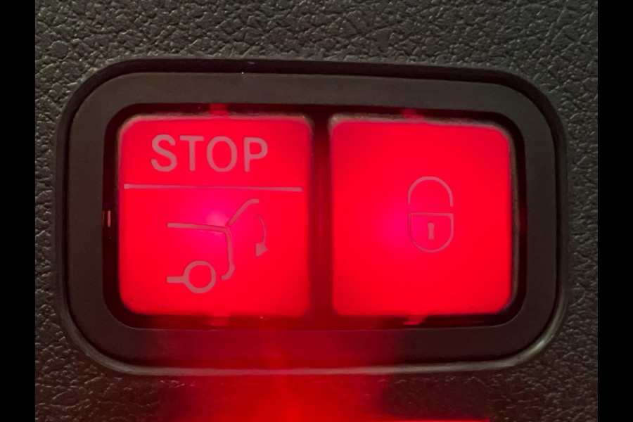 Mercedes-Benz CLA-Klasse Shooting Brake 180d Night Edition / Pano / Memory / NL-auto