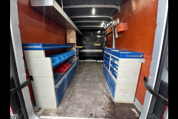 Volkswagen Crafter 35 2.0 TDI L3H3 Sortimo/Nieuwstaat!