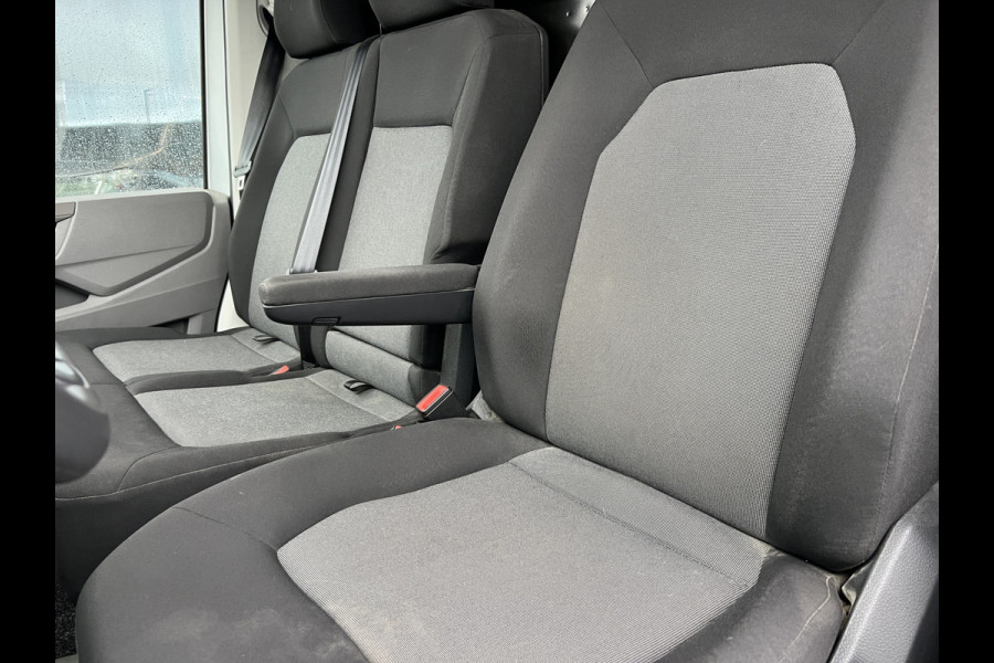 Volkswagen Crafter 35 2.0 TDI L3H3 Sortimo/Nieuwstaat!