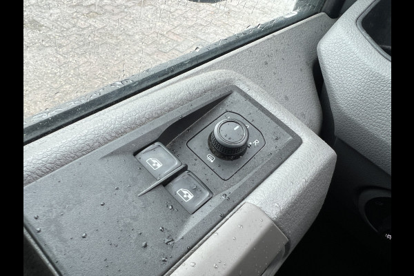 Volkswagen Crafter 35 2.0 TDI L3H3 Sortimo/Nieuwstaat!