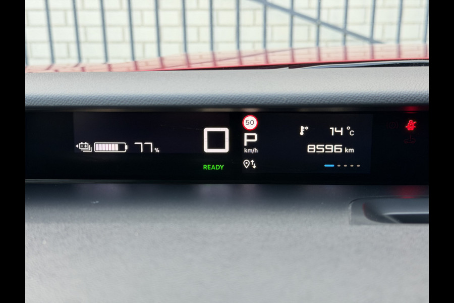 Citroën ë-C3 Max 113pk 44 kWh (Camera- Automatische Airco - Navigatie - Apple Carplay - LED - 17")