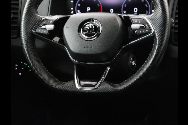 Škoda Karoq 1.5 TSI Sportline | Trekhaak | Stoelverwarming | Virtual Cockpit | Stuurverwarming | Carplay | Sportstoelen | Camera | Navigatie | Cruise control | Parkeerhulp