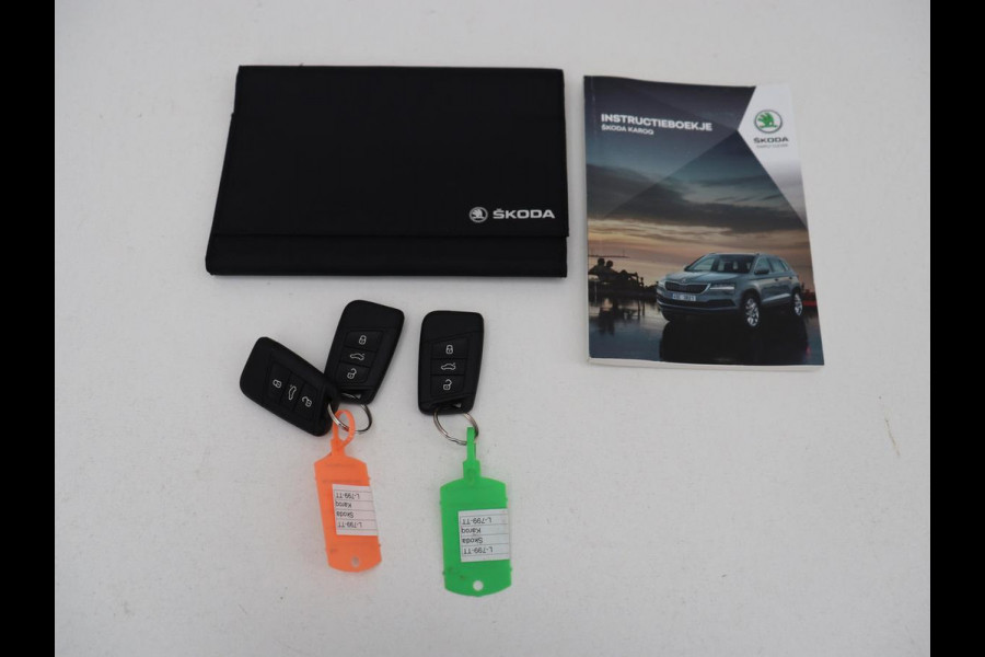 Škoda Karoq 1.5 TSI Sportline | Trekhaak | Stoelverwarming | Virtual Cockpit | Stuurverwarming | Carplay | Sportstoelen | Camera | Navigatie | Cruise control | Parkeerhulp