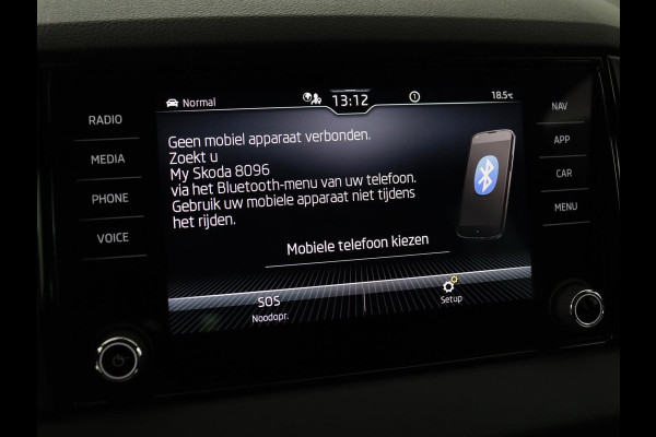 Škoda Karoq 1.5 TSI Sportline | Trekhaak | Stoelverwarming | Virtual Cockpit | Stuurverwarming | Carplay | Sportstoelen | Camera | Navigatie | Cruise control | Parkeerhulp