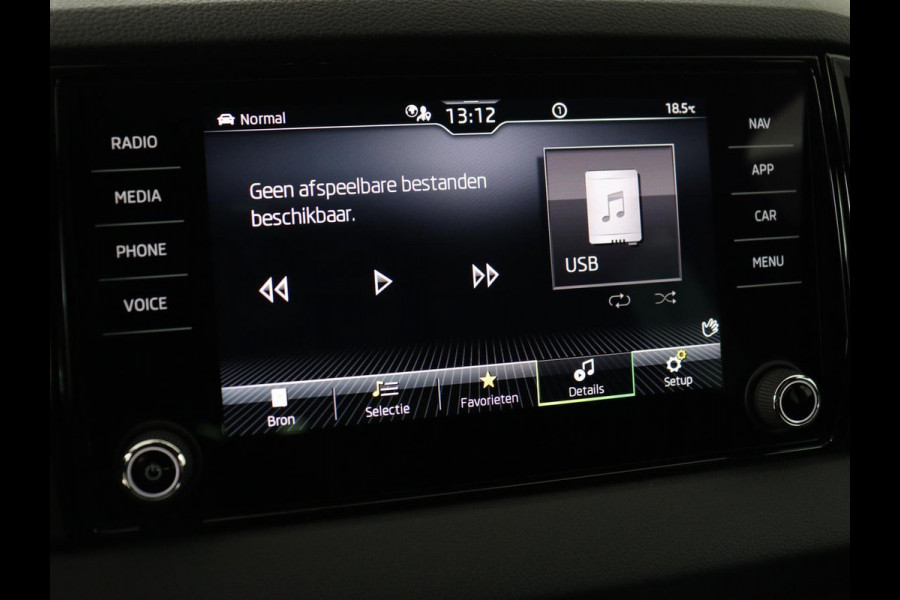 Škoda Karoq 1.5 TSI Sportline | Trekhaak | Stoelverwarming | Virtual Cockpit | Stuurverwarming | Carplay | Sportstoelen | Camera | Navigatie | Cruise control | Parkeerhulp